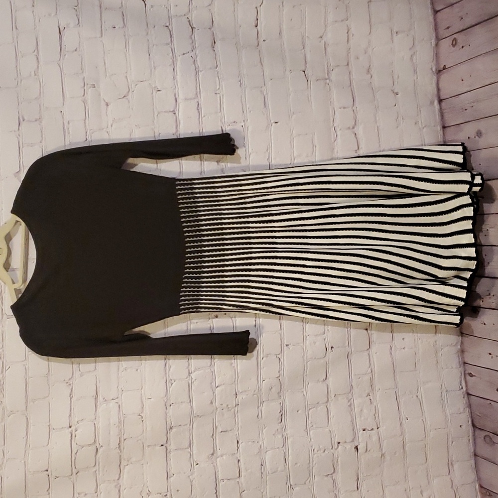 Calvin Klein Knit A-Line Midi Dress - Picture 6 of 7